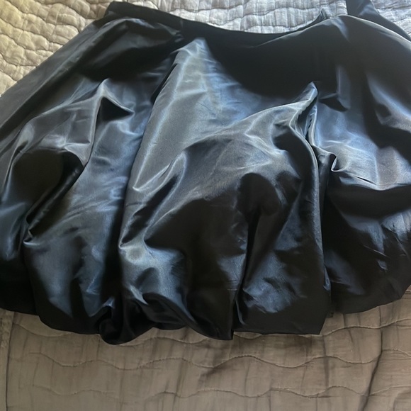 Cynthia Rowley Size 8 skirt - Picture 3 of 4